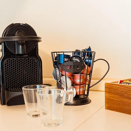 Mansarda Magellano - Parcheggio Auto Ferrara