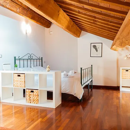 Mansarda Magellano - Parcheggio Auto * Ferrara