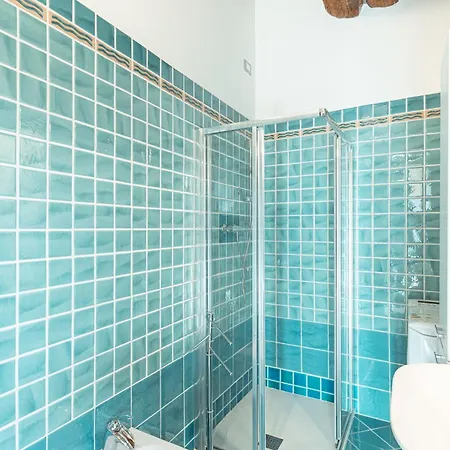 Mansarda Magellano - Parcheggio Auto Apartment