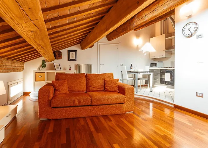 Mansarda Magellano - Parcheggio Auto