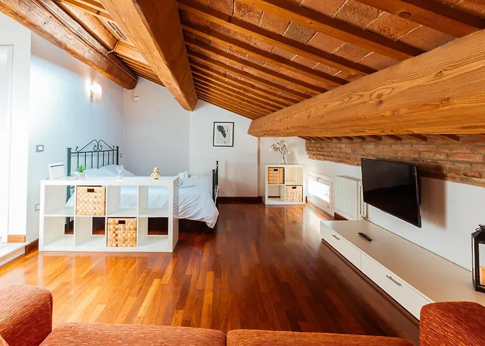 Mansarda Magellano - Parcheggio Auto Apartmán