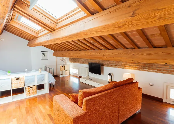 Mansarda Magellano - Parcheggio Auto Apartmán