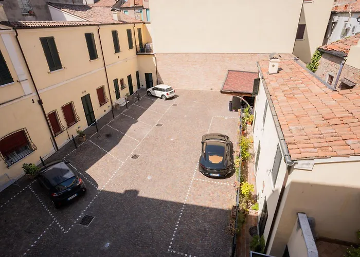 Mansarda Magellano - Parcheggio Auto Apartmán Ferrara
